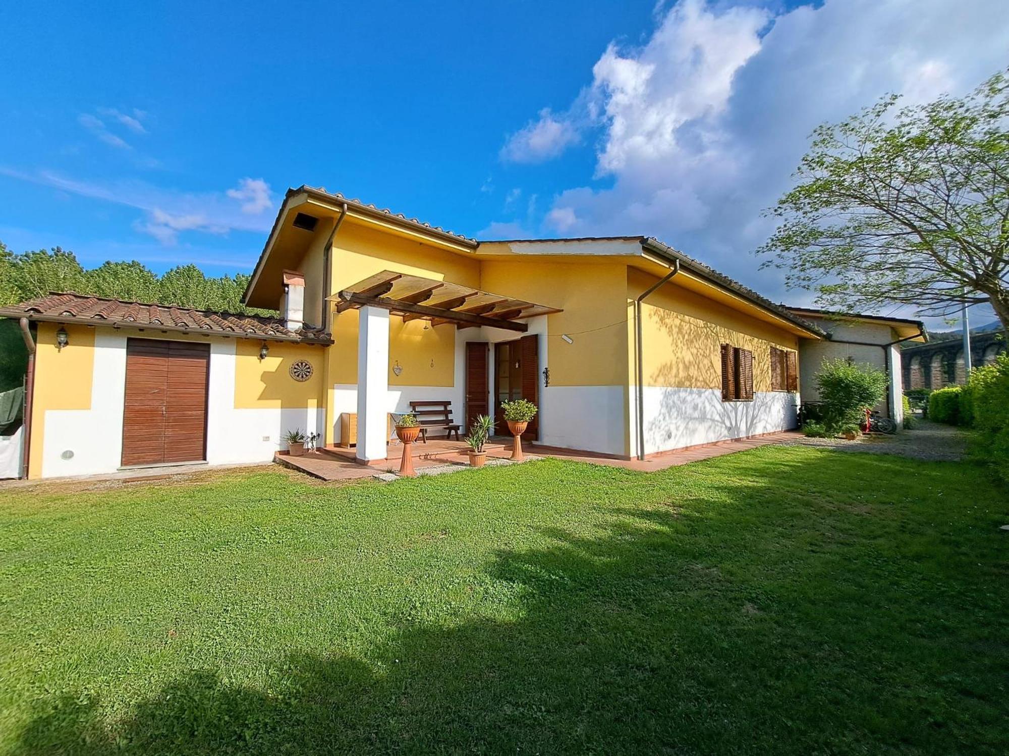 Residence Villa Ungaretti Lucca Exteriör bild